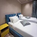Hotel Gjika *