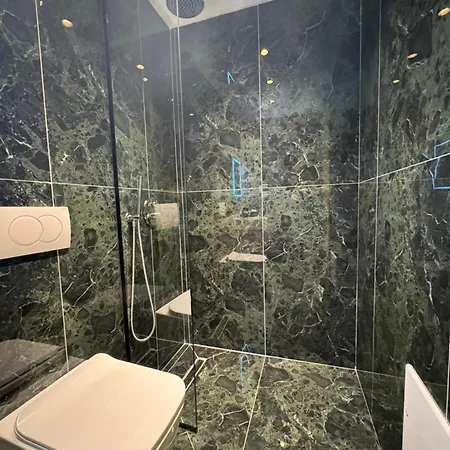 Gjika Отель Тирана