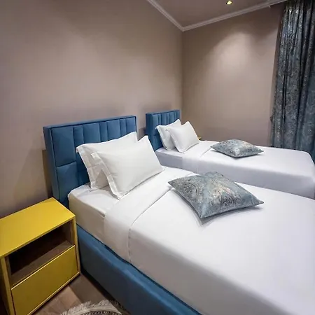 Hotel Gjika *